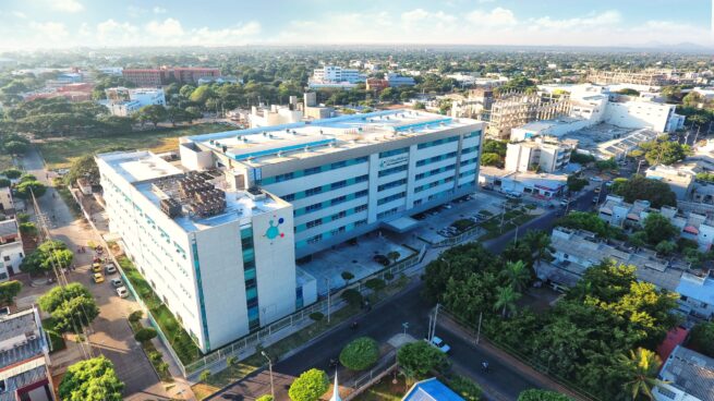 Grupo Clínica Médicos suspende servicios de salud a afiliados a cuatro EPS