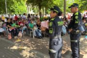 En el parque Rojo del barrio Sicarare de Valledupar, 60 madres gestantes y lactantes recibieron atención