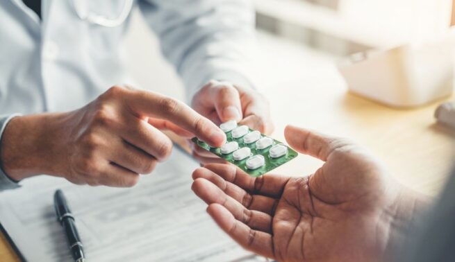 Más de la mitad de los pacientes con medicamentos pendientes ya cuentan con el cierre de sus casos