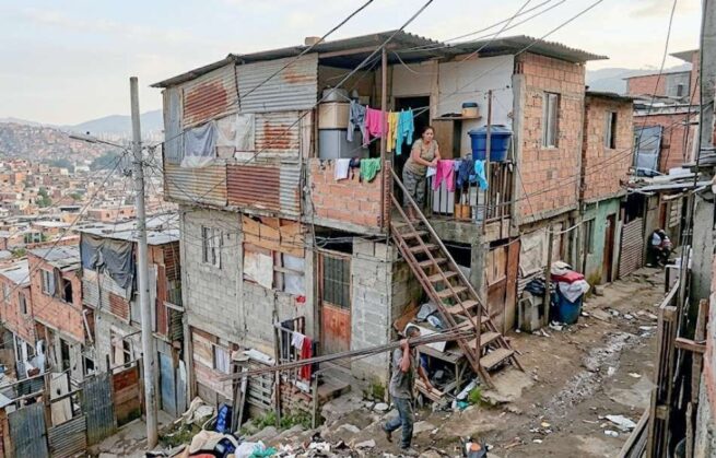 Más de 4,8 millones de hogares en Colombia presentan déficit habitacional