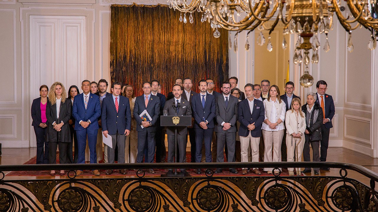 Gobierno anuncia plan de choque para evitar riesgo de apagón antes del 31 de diciembre