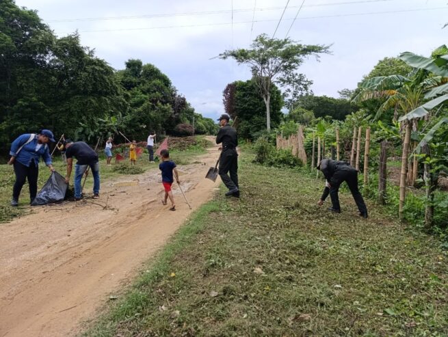 Policía Comunitaria y jóvenes se unen por la limpieza y recuperación de espacios en Curumaní